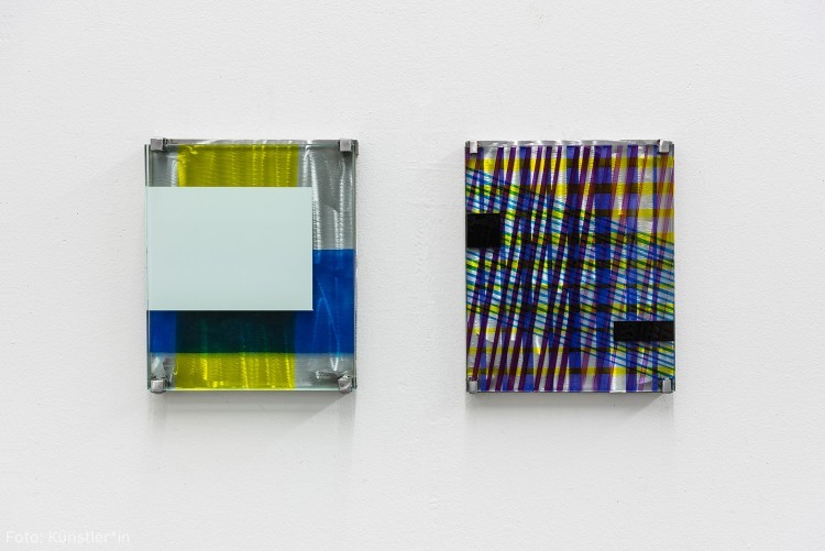 Art Alarm – Camill Leberer, Paravant, Flur, 2021, Eisen, Glas, Farbe, 30 x 25 x 4 cm